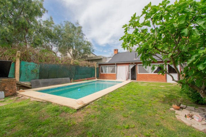 Casas - Funes - Venta