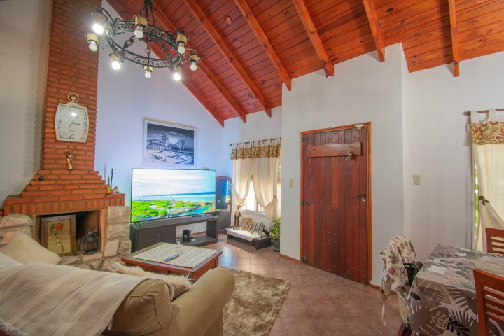 Casas - Funes - Venta