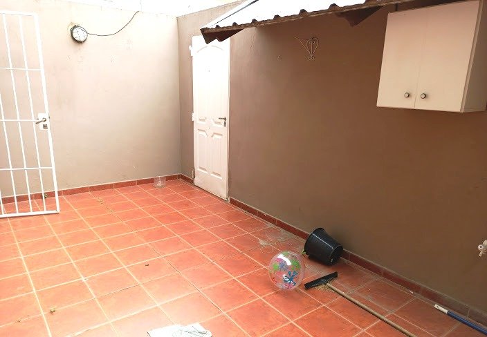 8 de 13