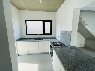 Casas - Funes - Venta