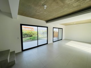 Casas - Funes - Venta