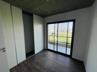 Casas - Funes - Venta