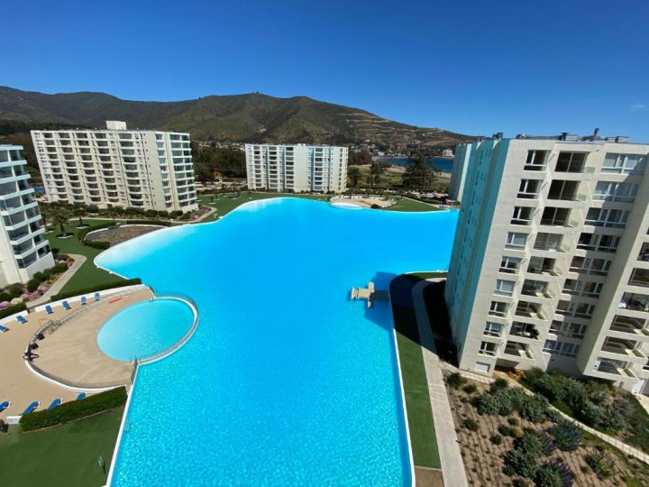 OPORTUNIDAD!! Se Vende Bello Departamento de 2D2B en Condominio Laguna Papudo