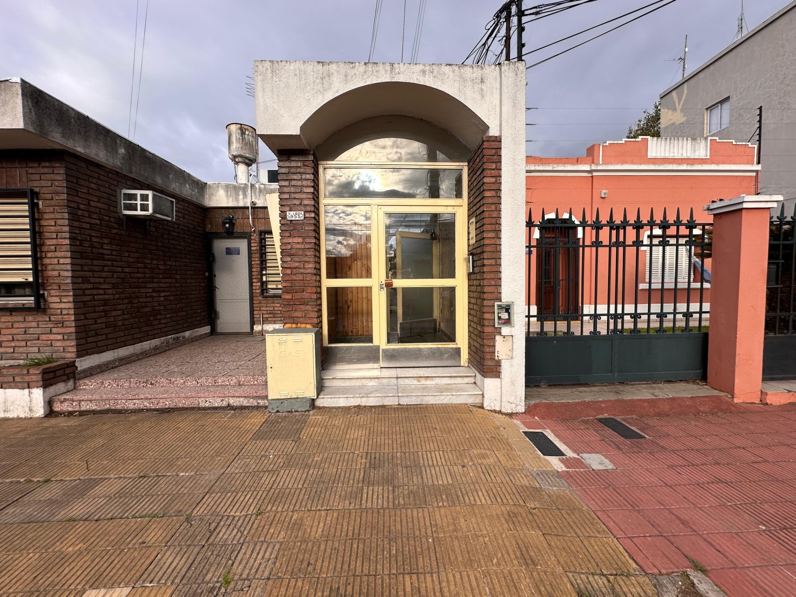 2 de 8
