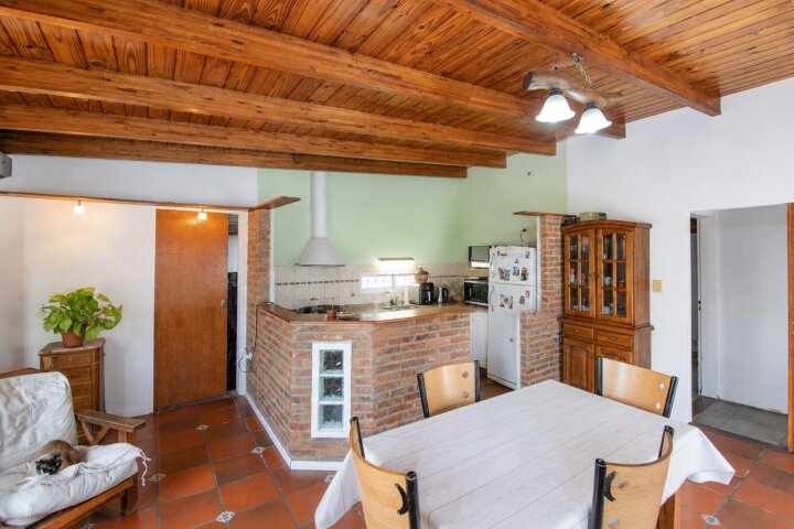 Casas - Funes - Venta