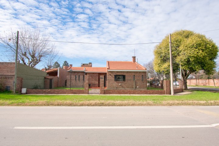 Casas - Funes - Venta