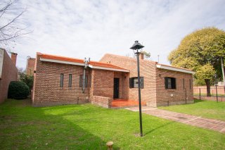 Casas - Funes - Venta