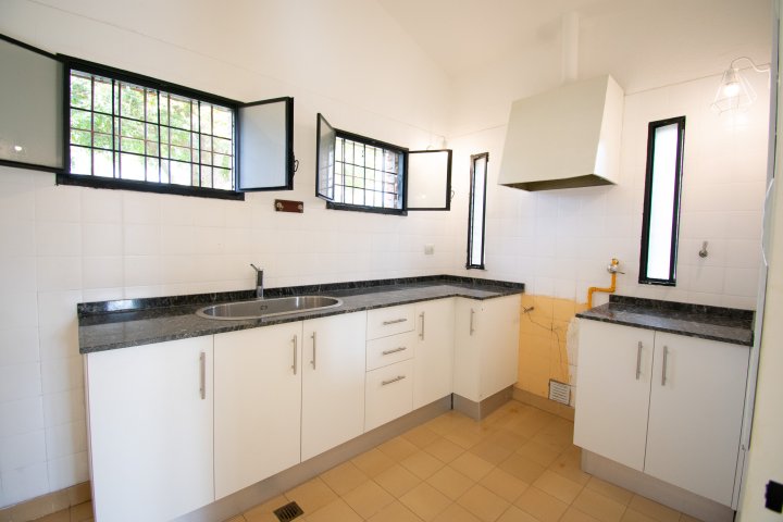 Casas - Funes - Venta