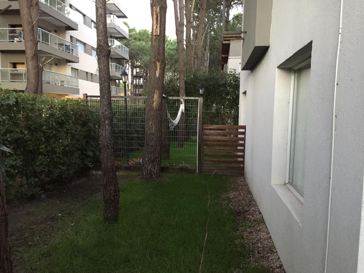 3 de 8