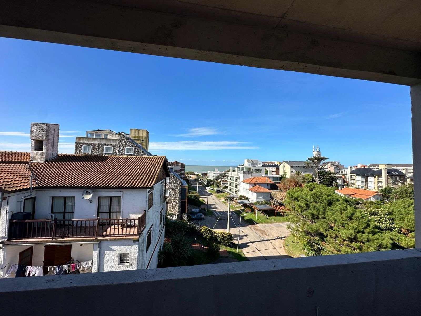 8 de 28