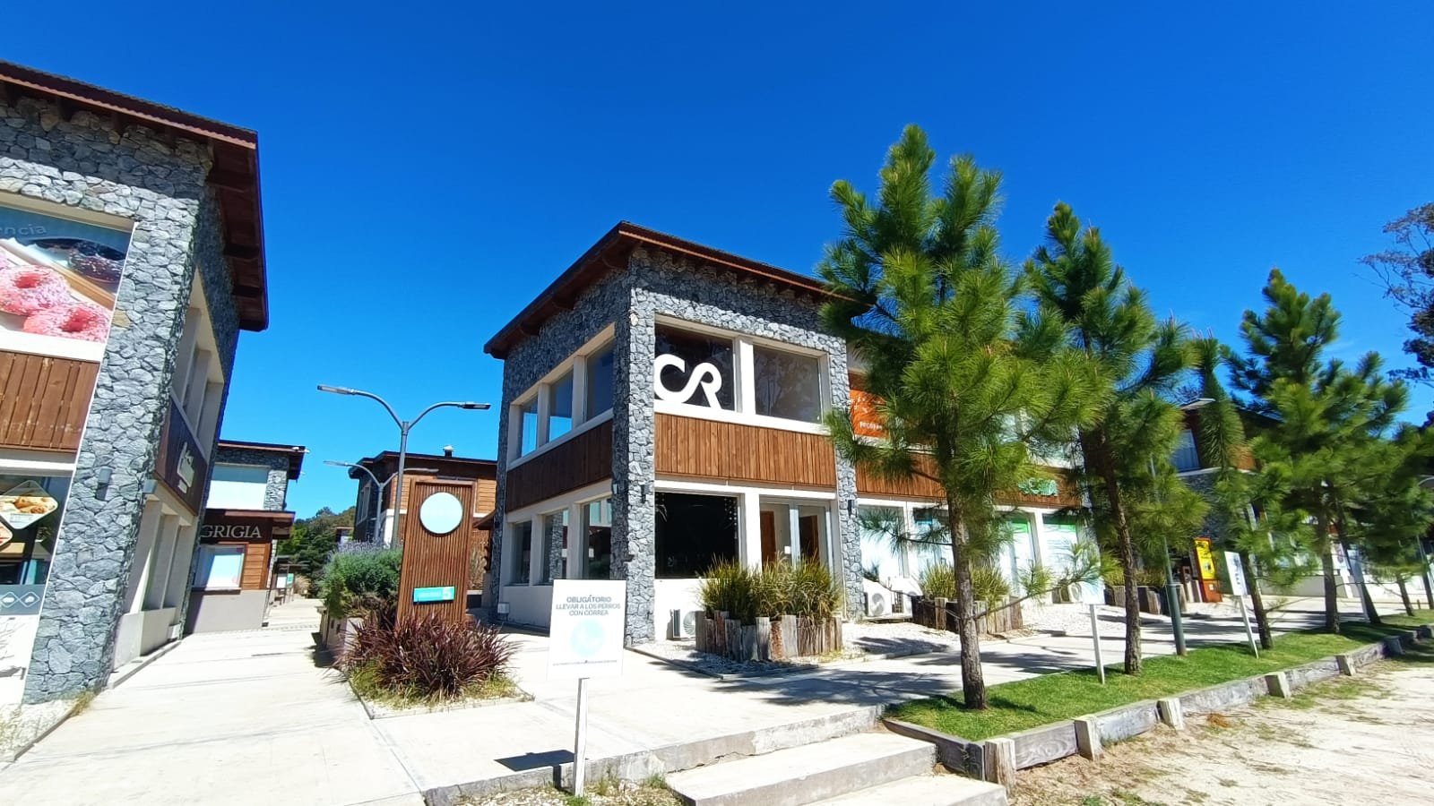 3 de 21