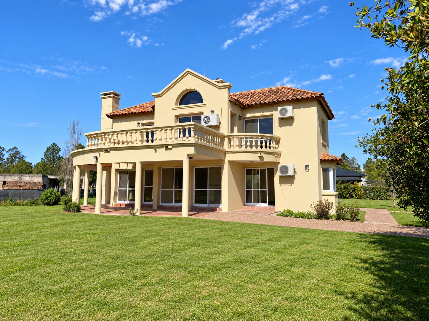 Casa a la venta, 3 dormitorios en La Carolina Golf Country Club, Piñero — foto 2
