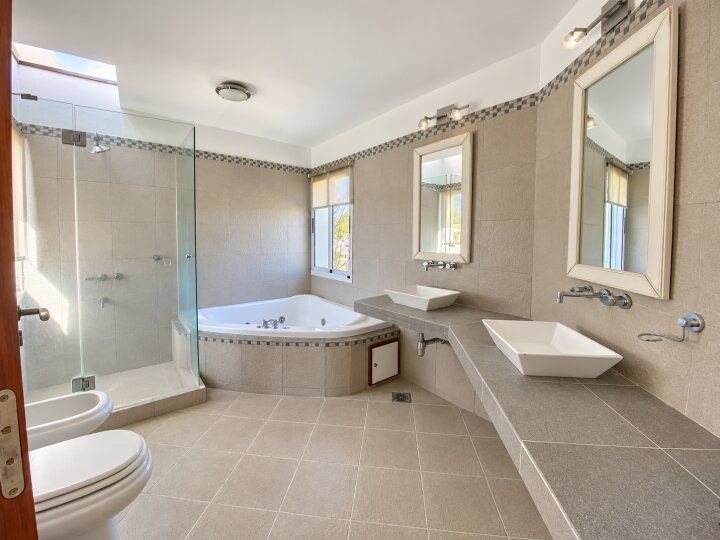 Casas - Pi�ero - Venta