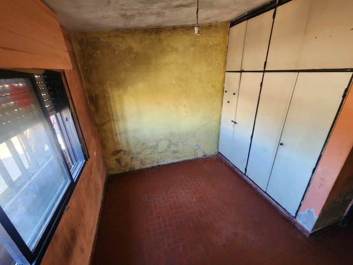 Departamentos de pasillo - Rosario - Venta