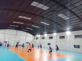 Galpones / Depósitos - Roldan - Venta