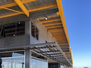 Galpones / Depósitos - Funes - Venta