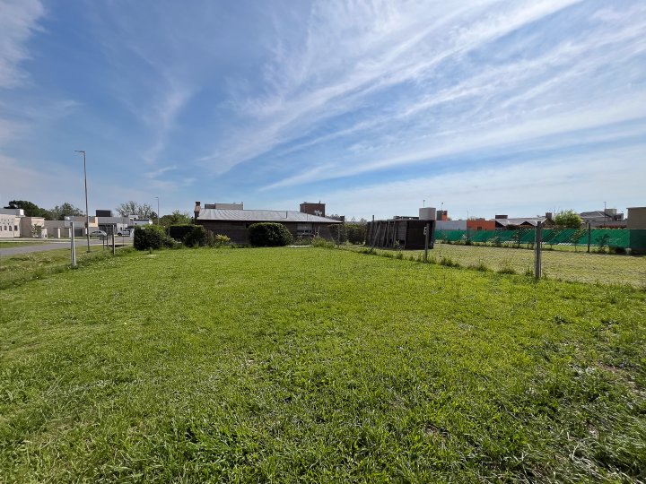 Casas - Funes - Venta