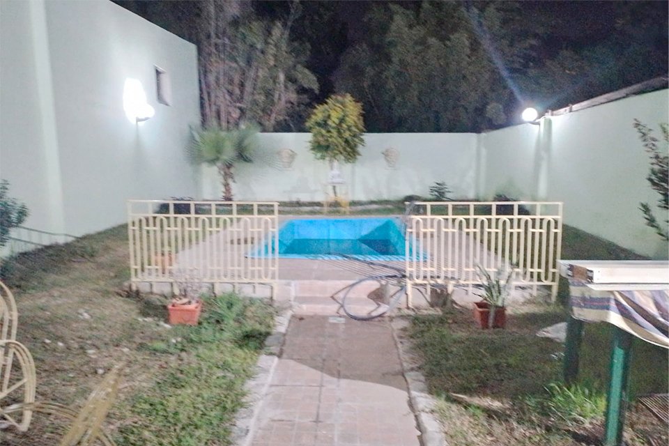 Patio con piscina - 14 de 15
