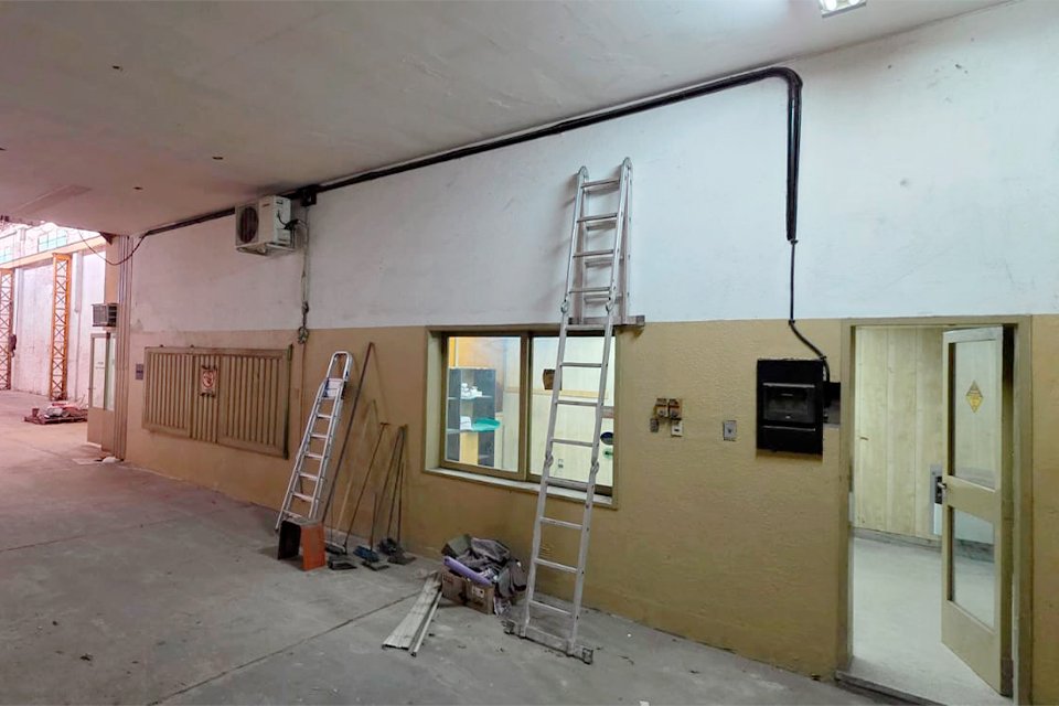 Conexión con salón y oficinas - 5 de 23