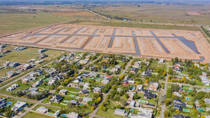 Terrenos - Funes - Venta