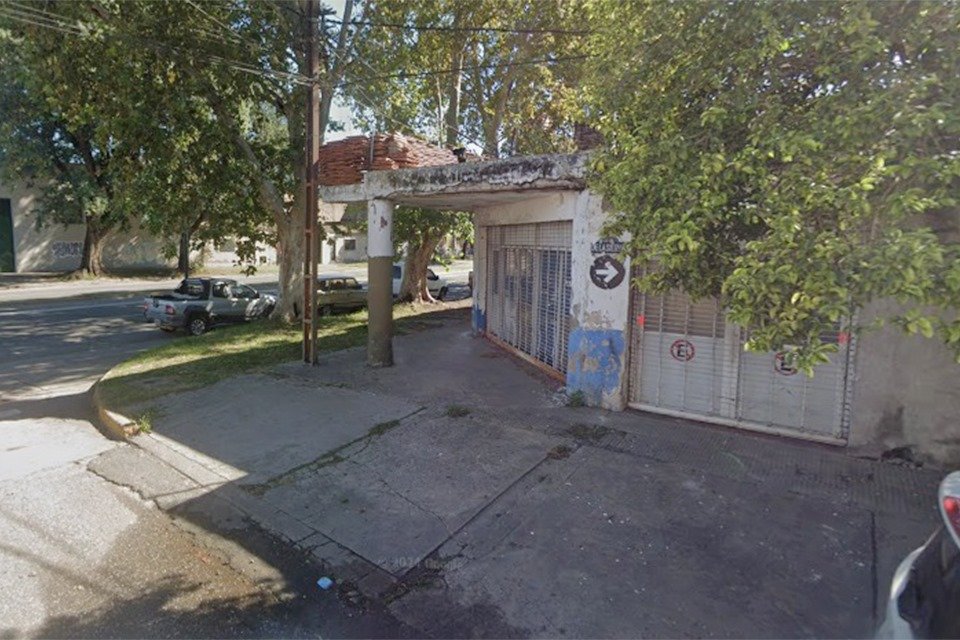 Frente sobre Pje. de la Cierva - 3 de 10