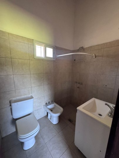 Casas - Funes -  Alquiler