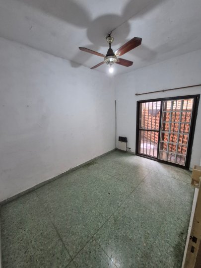 Departamentos de pasillo - Rosario - Venta