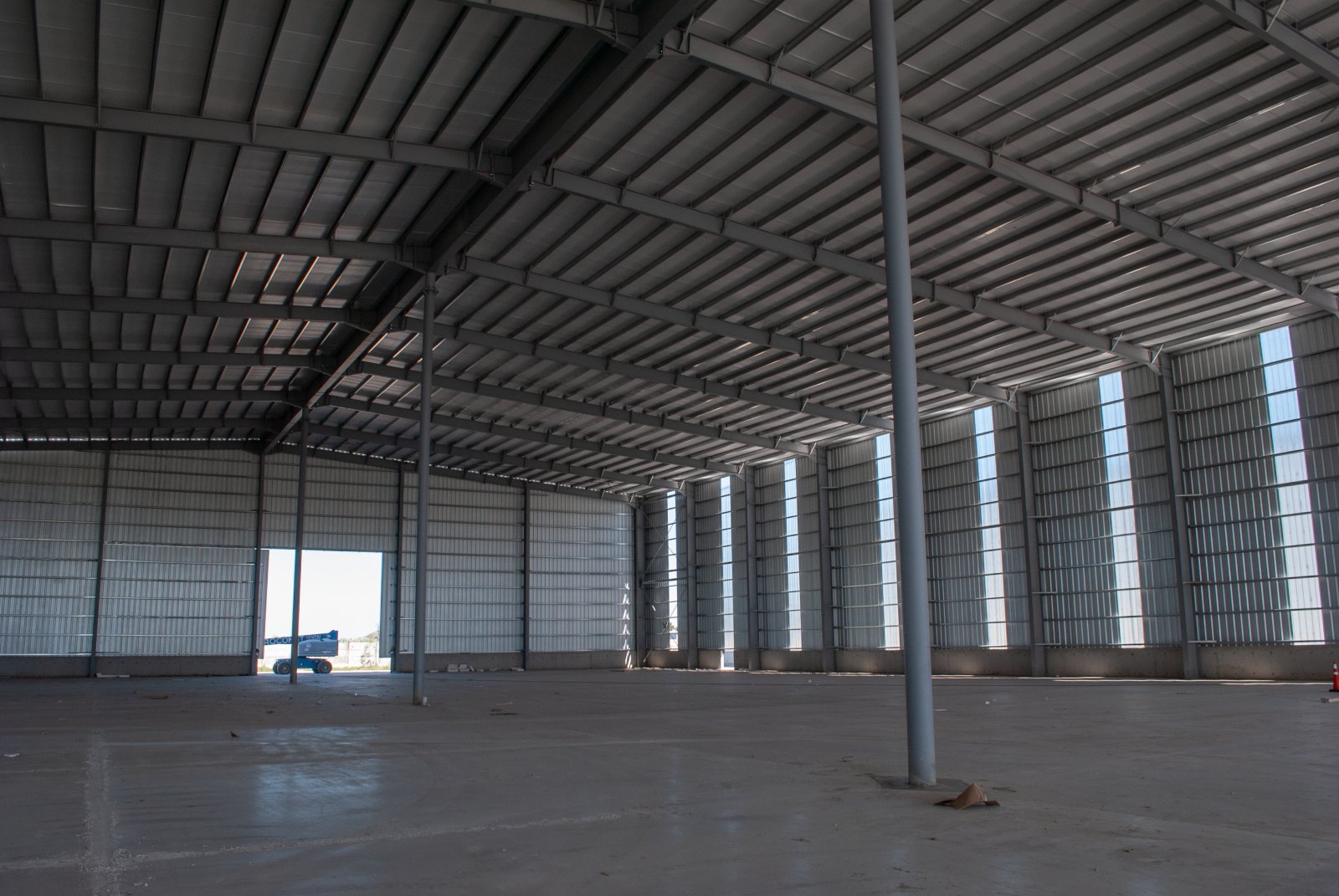 Circunvalación y Uriburu - Nave Logística 4.932 m2 - 4