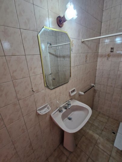 Departamentos de pasillo - Rosario - Venta