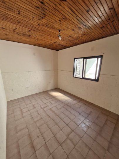 Departamentos de pasillo - Rosario - Venta