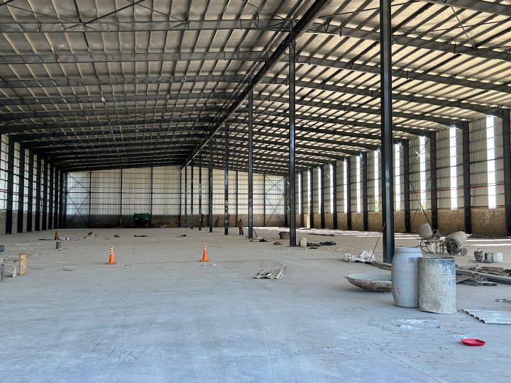 Galpones / Depósitos - Alvear - Alquiler