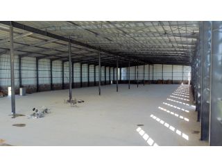 Galpones / Depósitos - Alvear - Alquiler