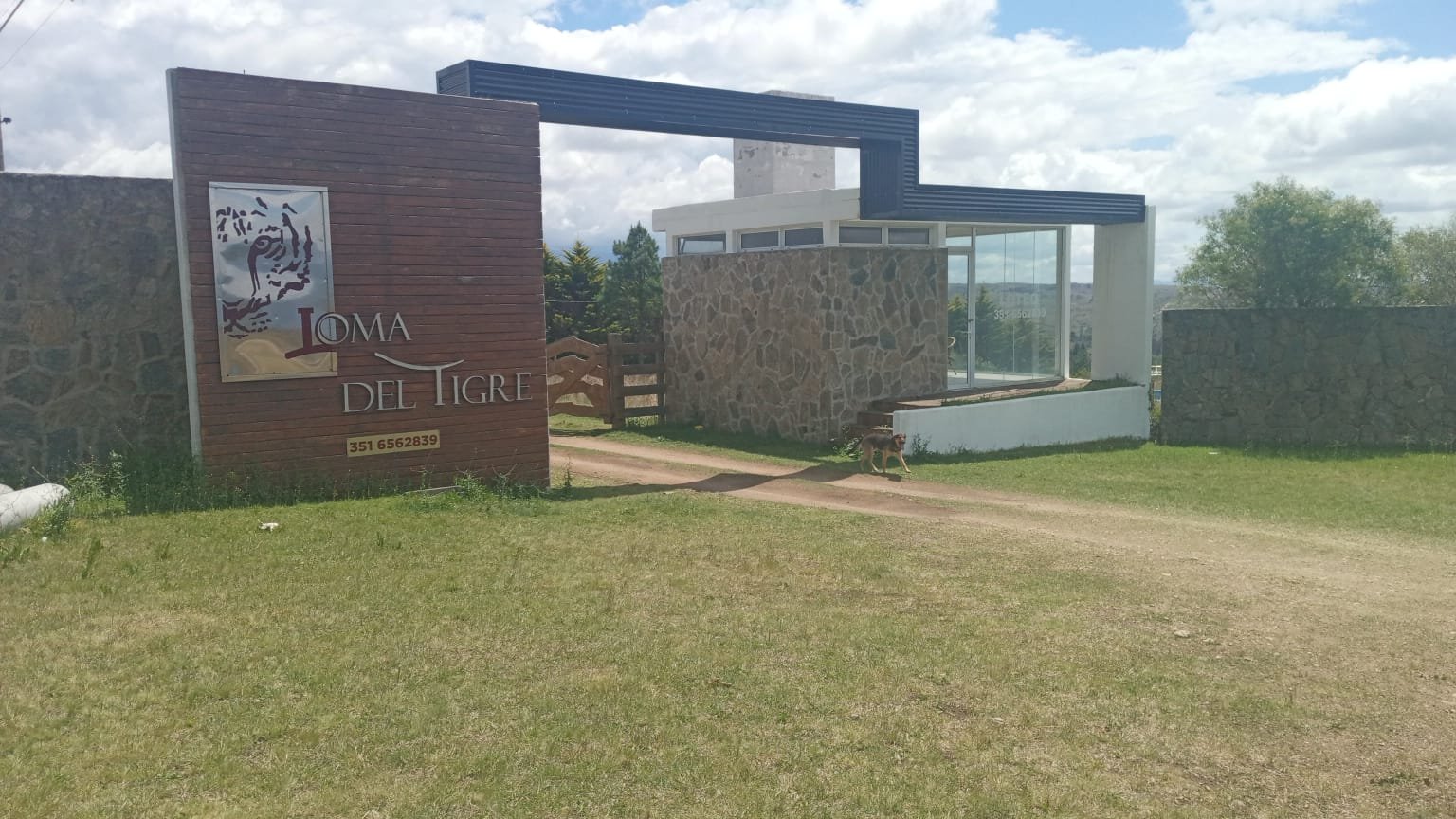 Loma del Tigre - TERRENOS