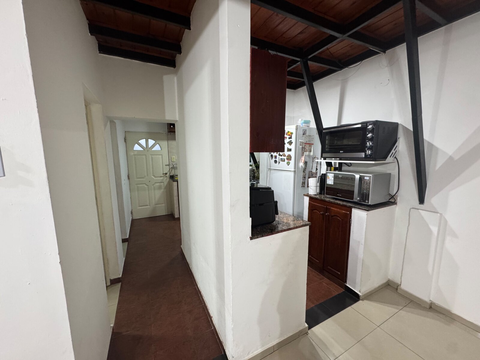 Importante Casa Estilo Alpino. Altos de Mendoza – 4 Dormitorios Quincho y Pileta — foto 9