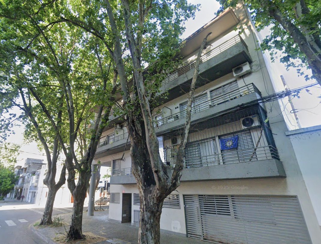 Departamento de 1 dormitorio con balcón al frente y Terraza Exclusiva con parrillero. Zona Medicina. — foto 2