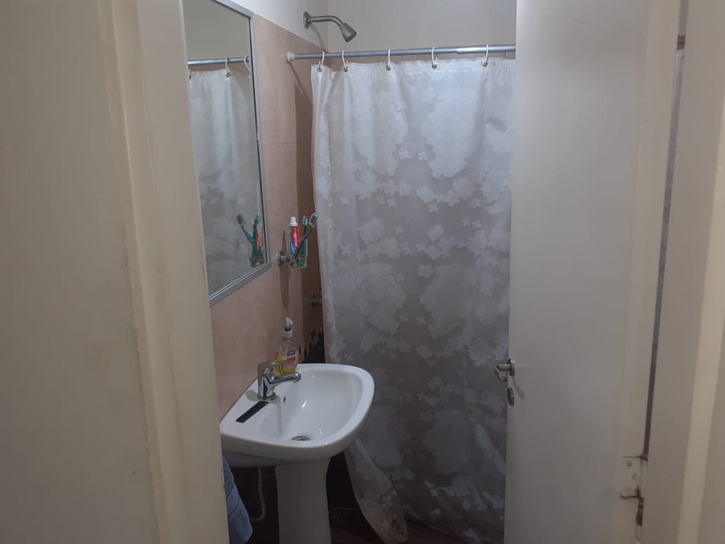Departamento de 1 dormitorio con balcón al frente y Terraza Exclusiva con parrillero. Zona Medicina. — foto 10