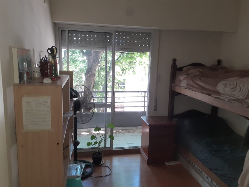 Departamento de 1 dormitorio con balcón al frente y Terraza Exclusiva con parrillero. Zona Medicina. — foto 7