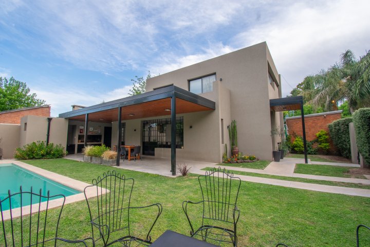 Casas - Roldan - Venta