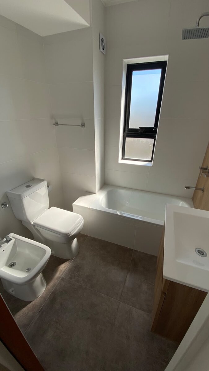 Departamento En Venta En Ituzaingó Con Cochera Y Balcón (ULTIMO DISPONIBLE) — foto 12