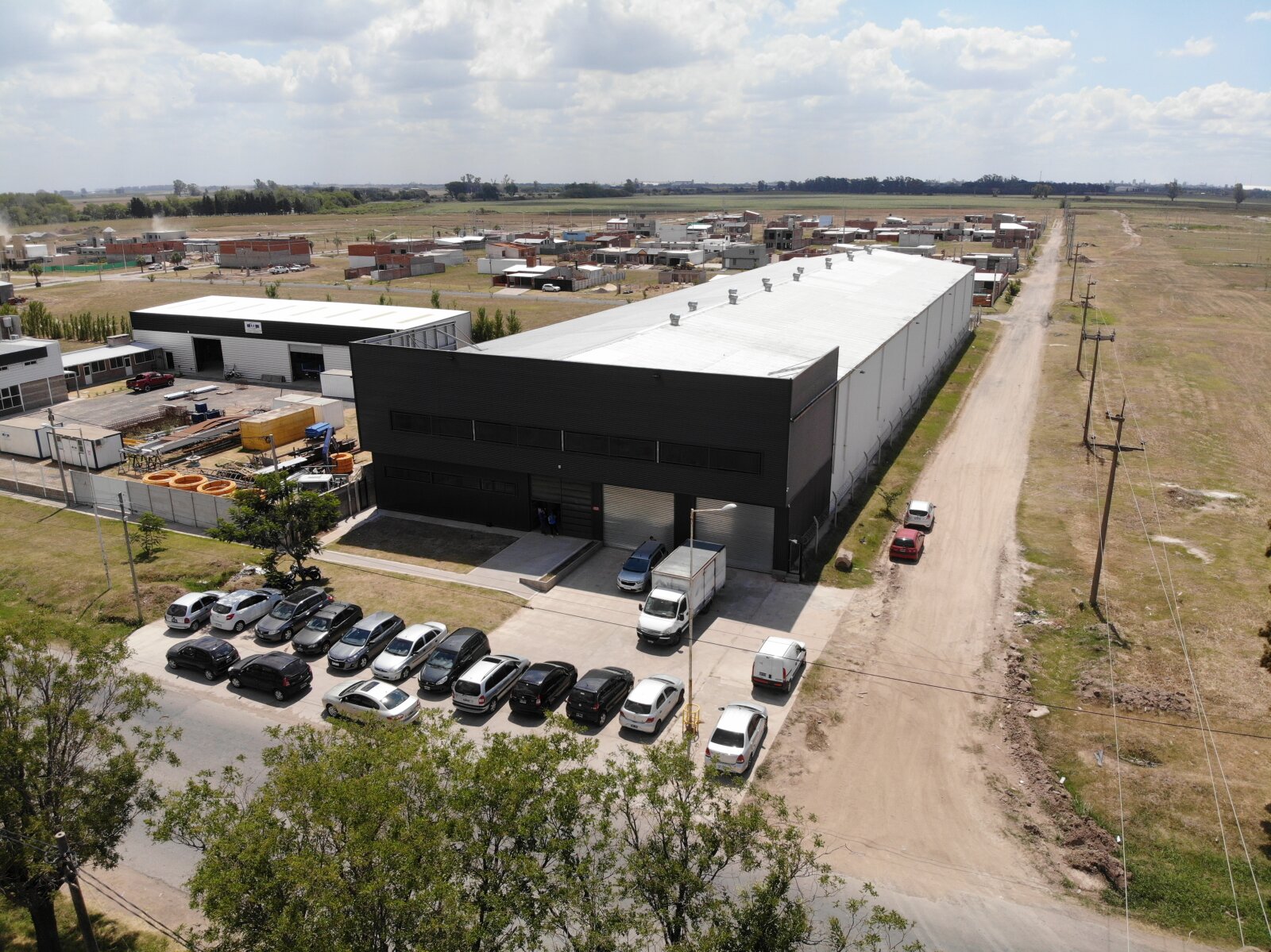 Capitán Bermúdez - Nave 1.000 m2 en Alquiler — foto 2