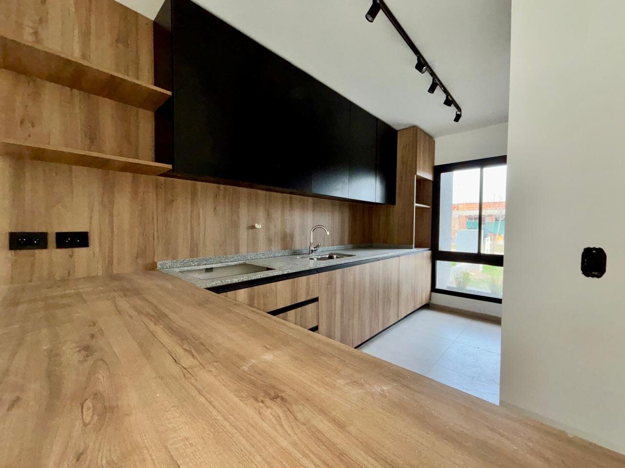 VENTA de  Casa estilo dúplex a ESTRENAR - San Ignacio Village - Imagen 11