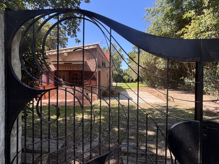 Casas - Iriondo - Venta