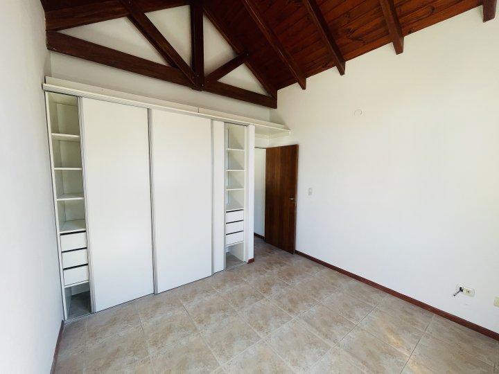 Casas - Funes - Alquiler