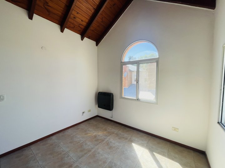 Casas - Funes - Alquiler