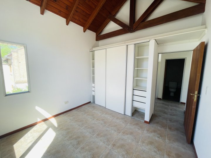 Casas - Funes - Alquiler