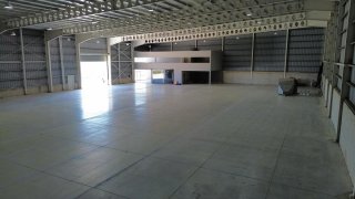 Galpones / Depósitos - Alvear - Venta