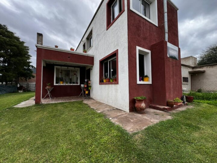 Casa de 2 dormitorios Apta Credito en Mi Valle Golf Camino Alta Gracia