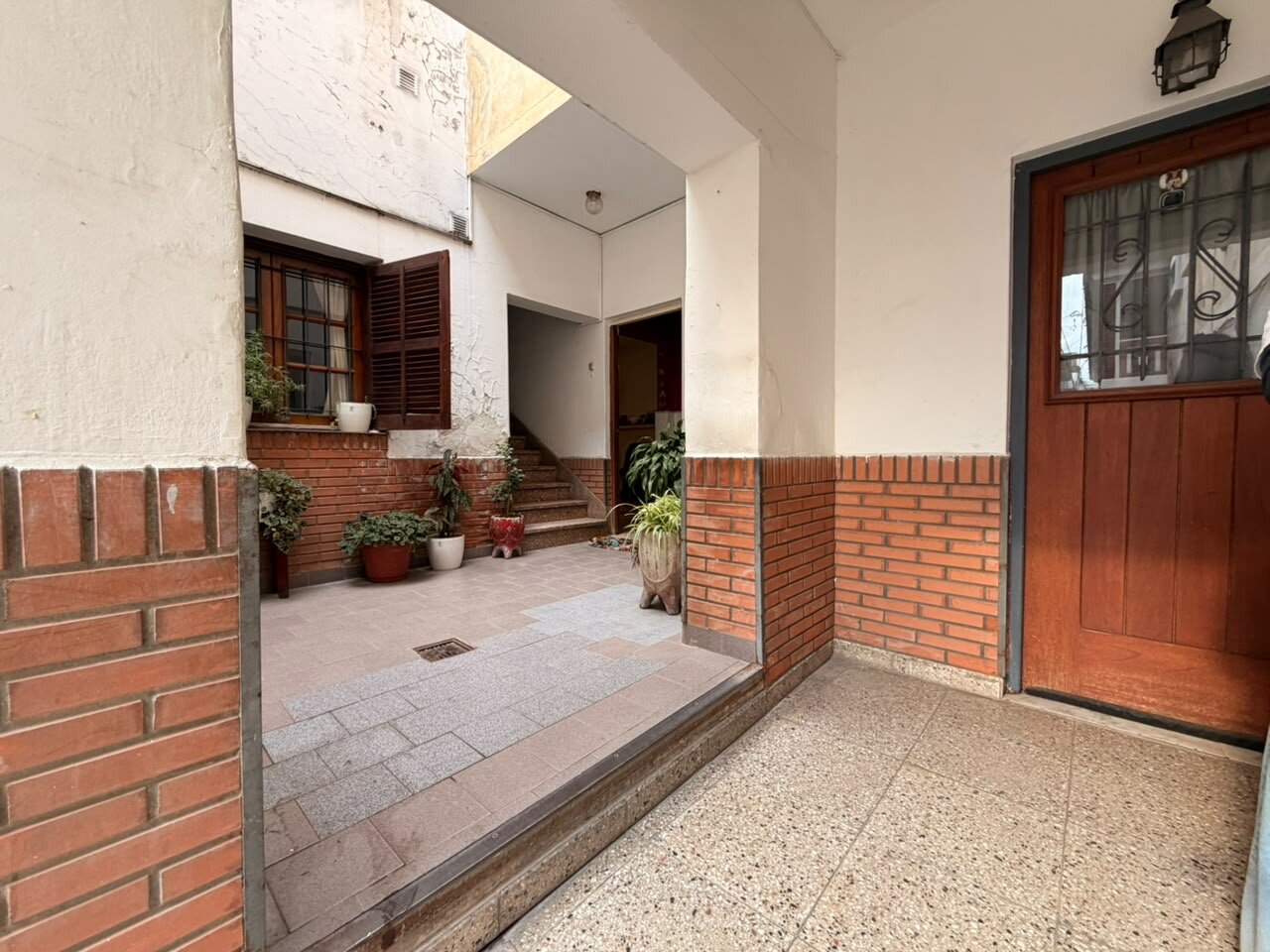 Departamento PH tipo casa de 2 dormitorios y 2 patios en Alta Cordoba Apto Credito — foto 4