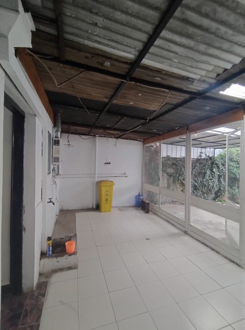 Casa en venta con excelente terreno | AINA - Agentes Inmobiliarios ...