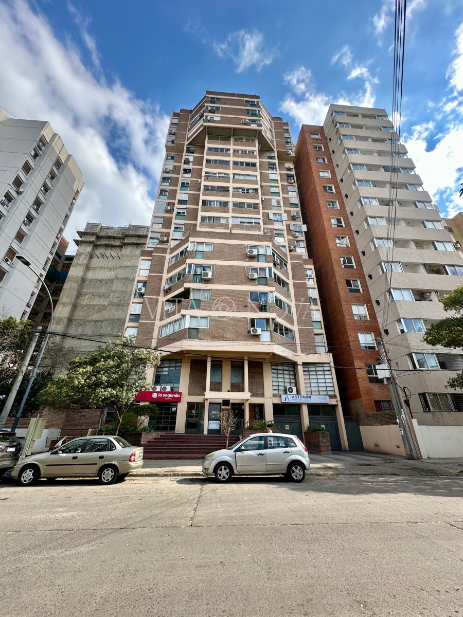 Edificio Frente - 26 de 27